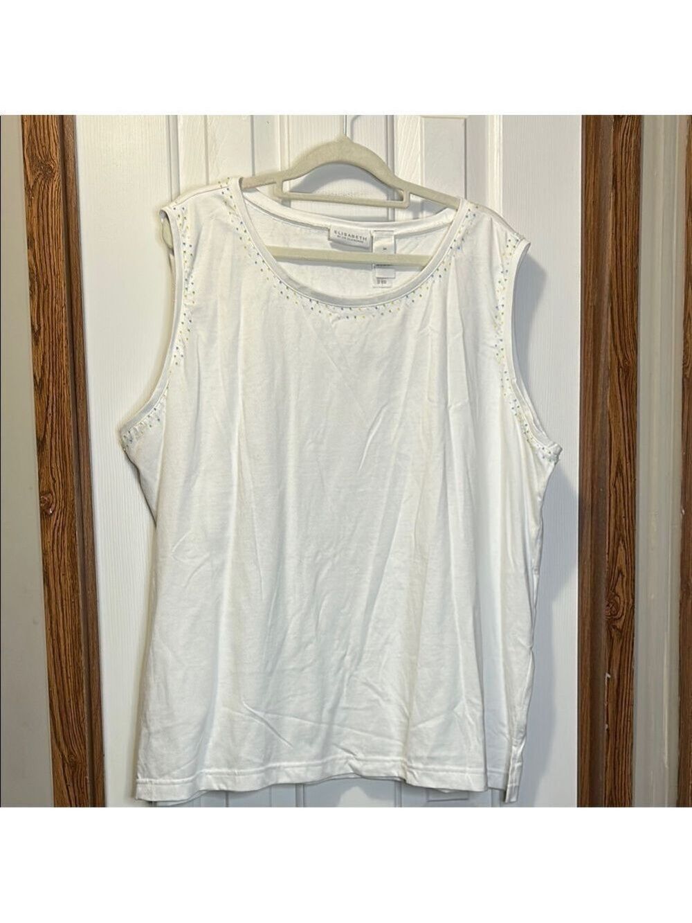 Catherines White Sleeveless Tank Top Relaxed Fit with Beading Detail NWT
